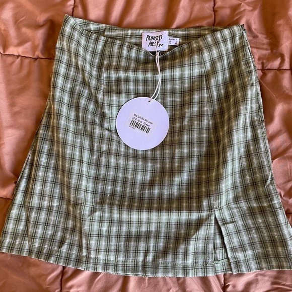 Plaid Mini Skirt - Picture 6 of 7